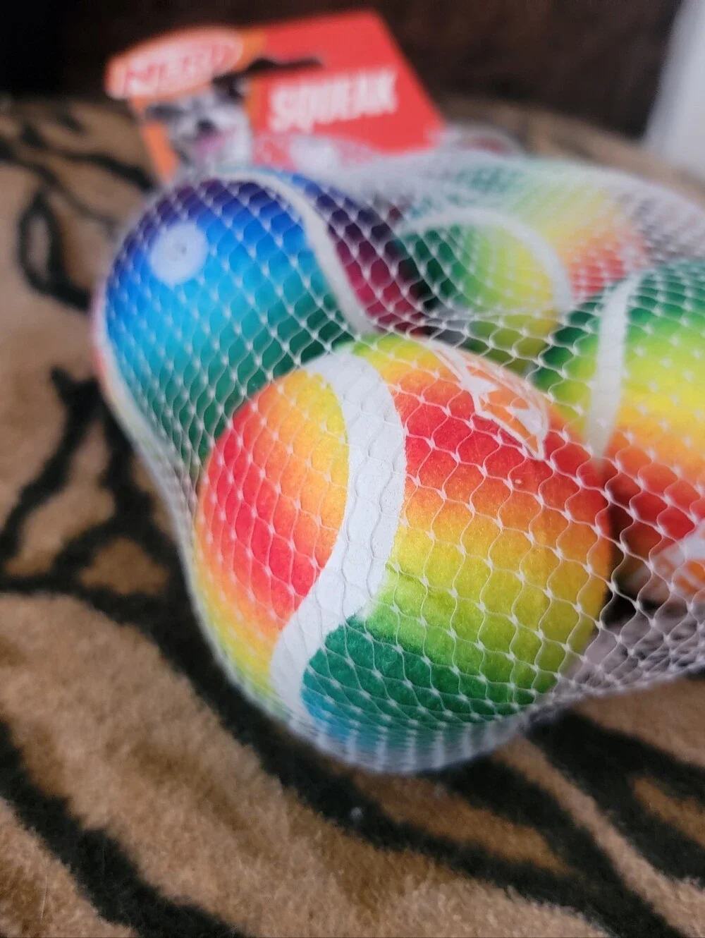 Nerf Dog Rainbow Squeak Tennis Balls - Multicolor 4-Pack New